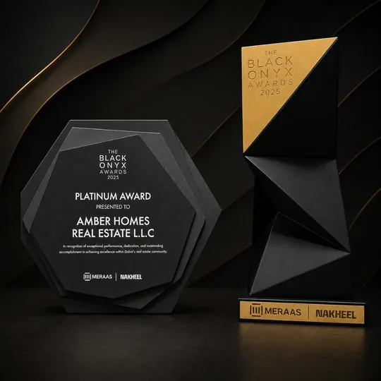 Platinum Agency 2025 award to Amber Homes Real Estate, led by Founder and Managing Director Ambreen Qureshi — Meraas - Nakheel & Dubai Holding